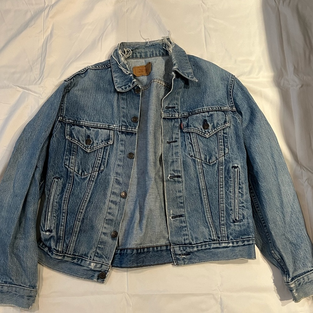 Vintage Levi’s denim jacket